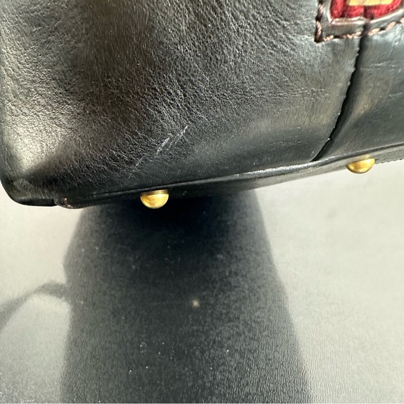 Dooney & Bourke Florentine Large Zip Barlow Leather Shoulder Handbag Black - Picture 3 of 16